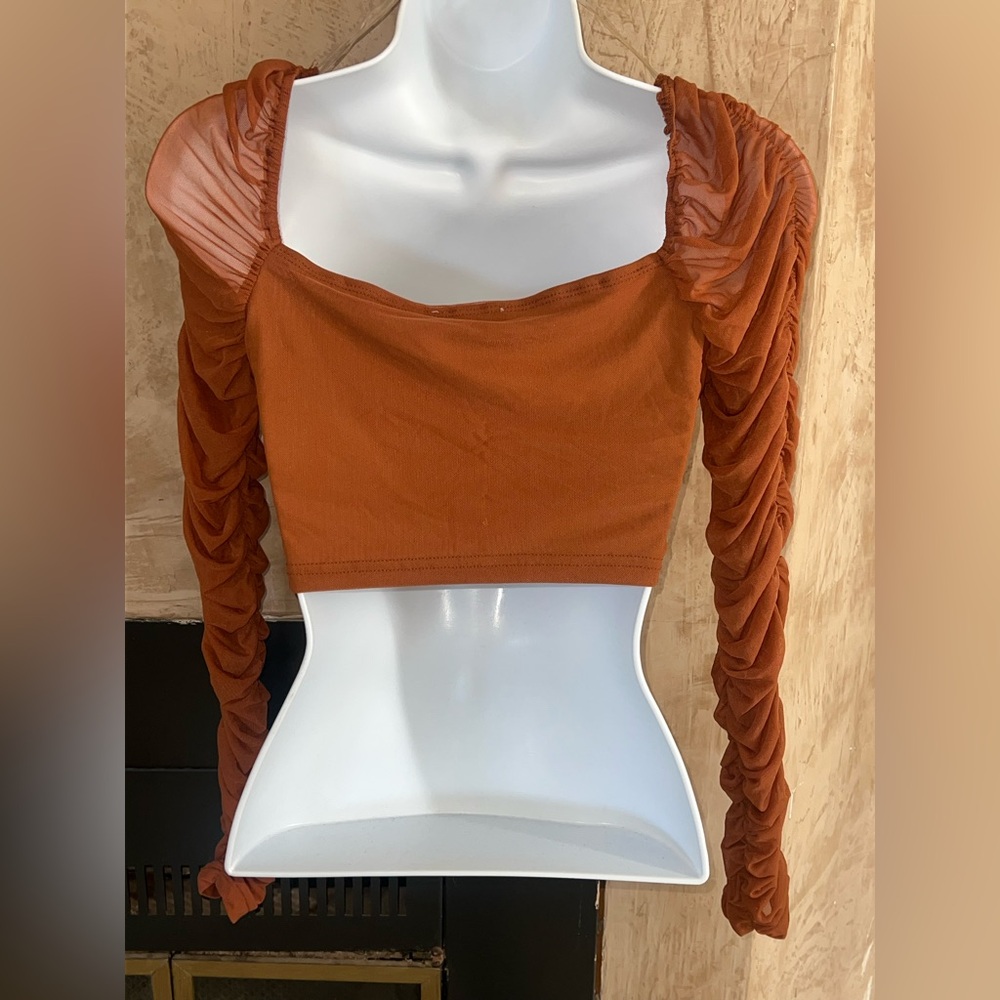 NWOT RUST ORANGE CROP TOP - Picture 4 of 7